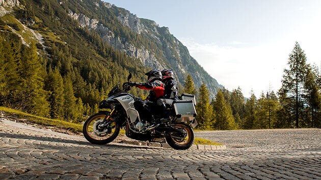 Сиденье повышенного комфорта нового мотоцикла BMW F 850 GS Adventure
