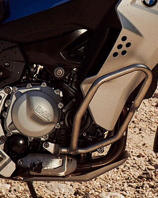 Защита двигателя нового мотоцикла BMW F 850 GS Adventure