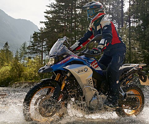 Новая модель BMW F 850 GS Adventure на пересеченной местности