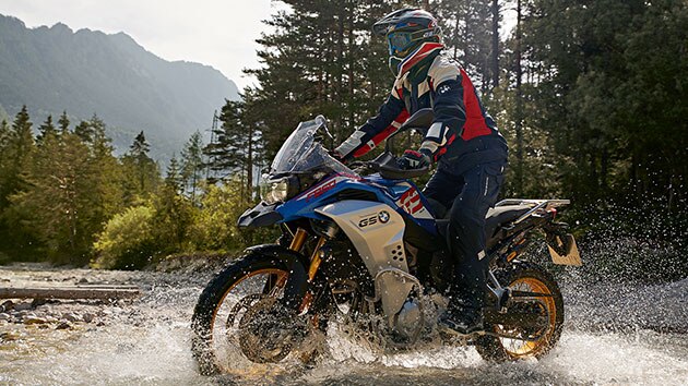 Новая модель BMW F 850 GS Adventure на пересеченной местности
