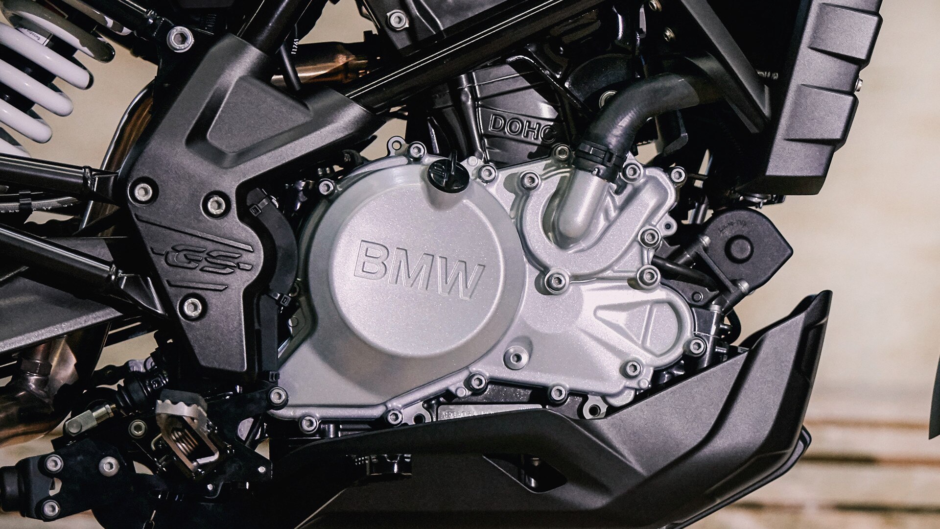 Одноцилиндровый четырехтактный двигатель F 310 GS