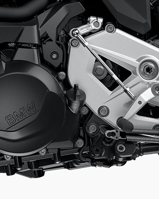 Двигатель – это ключевой элемент F 900 R, который отвечает за удовольствие от езды.