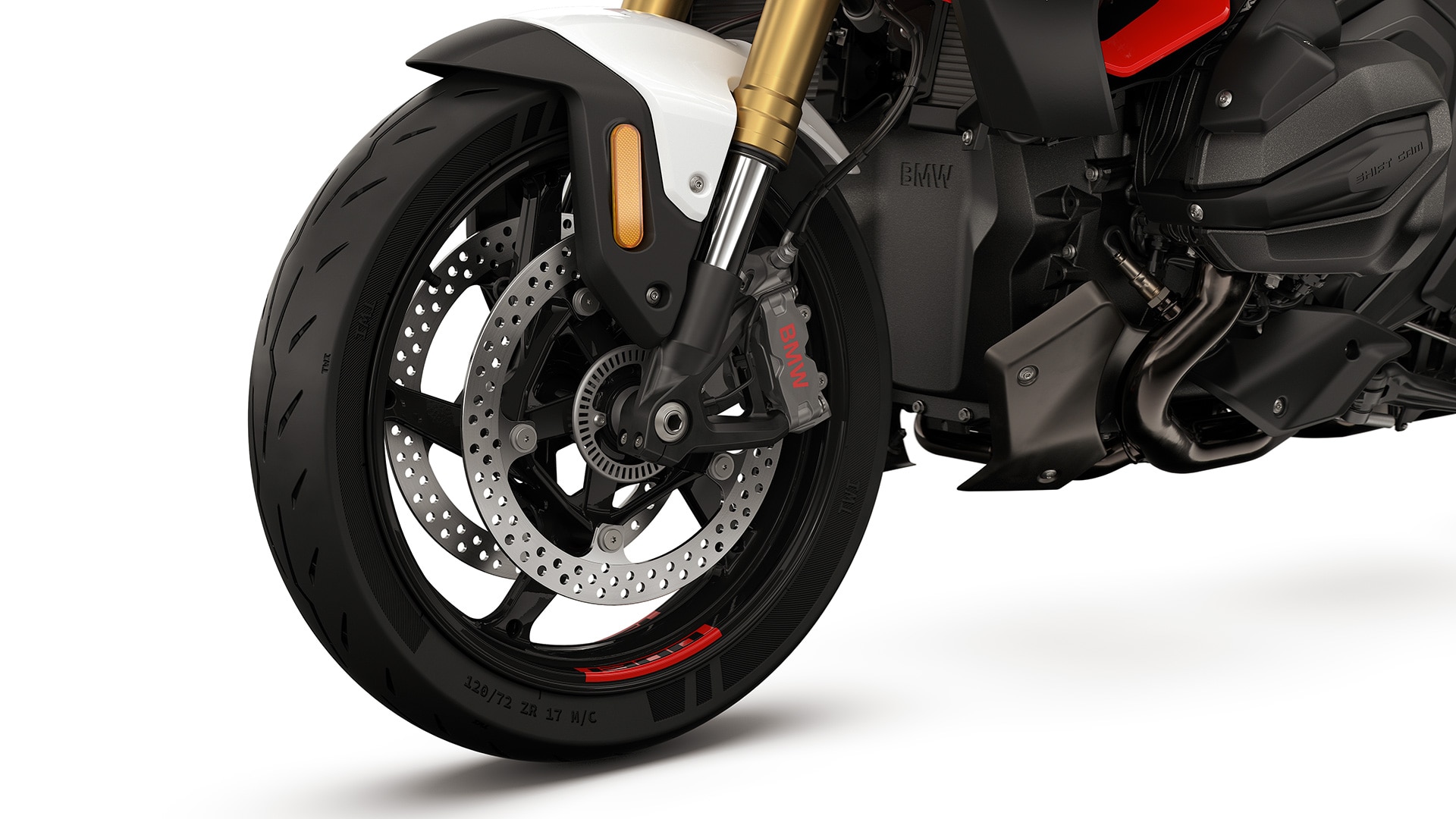 Вариант дизайна колес на модели R 1300 R от BMW Motorrad