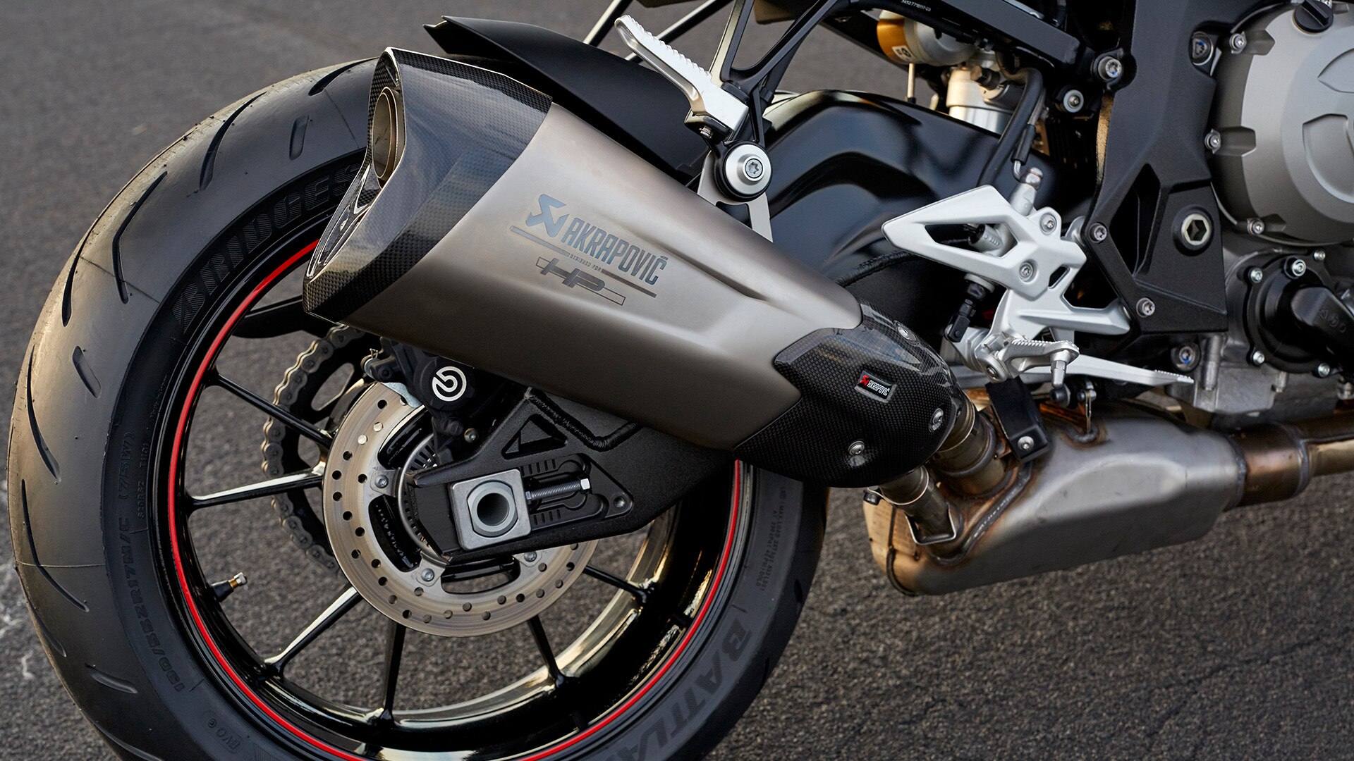 Титановый задний глушитель HP в S 1000 R