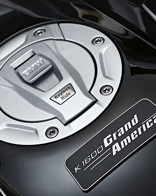 K 1600 Grand America