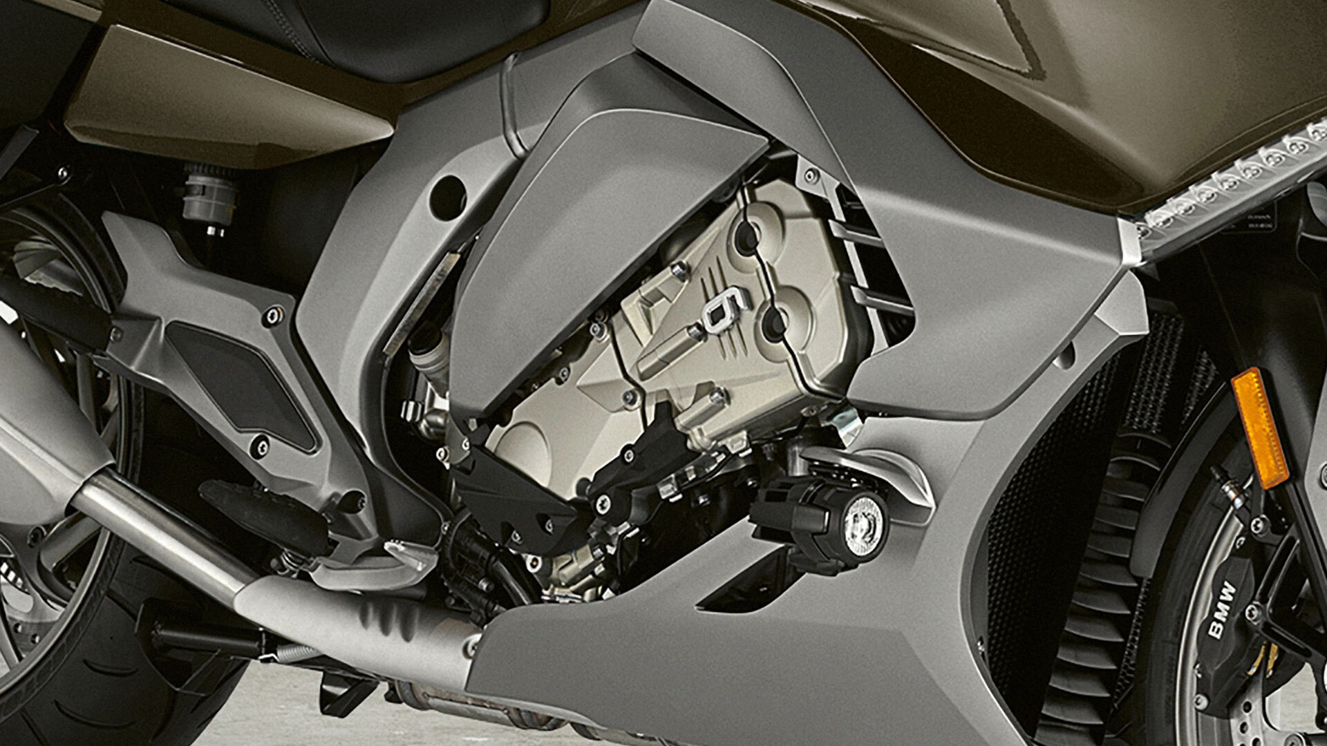 6-цилиндровый рядный двигатель K 1600 GTL