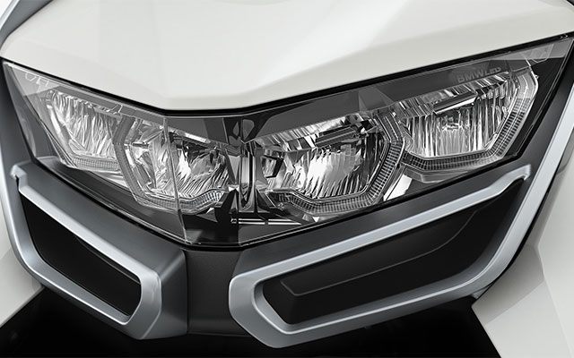 Светодиодная фара C 400 GT