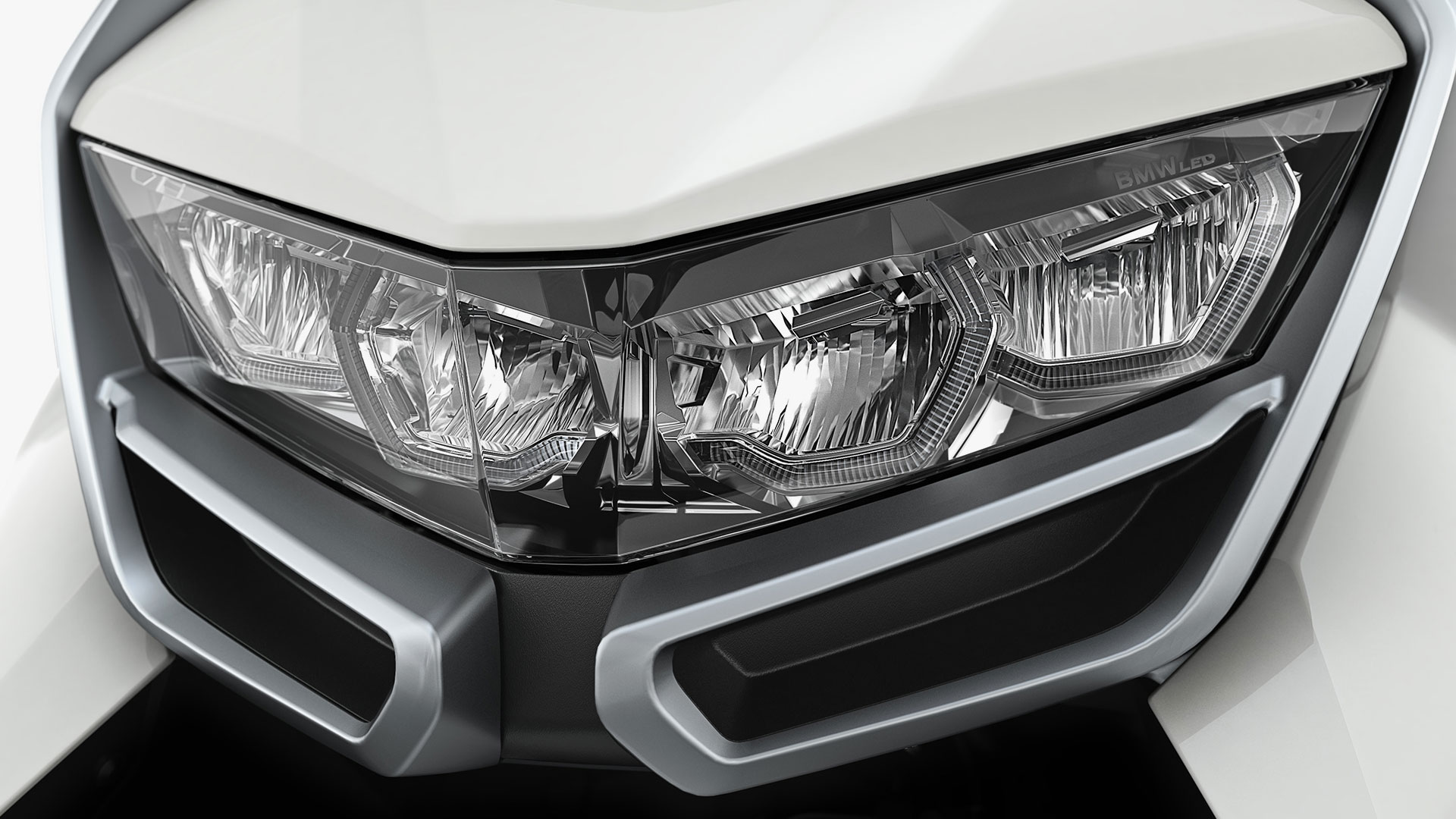 Светодиодная фара C 400 GT