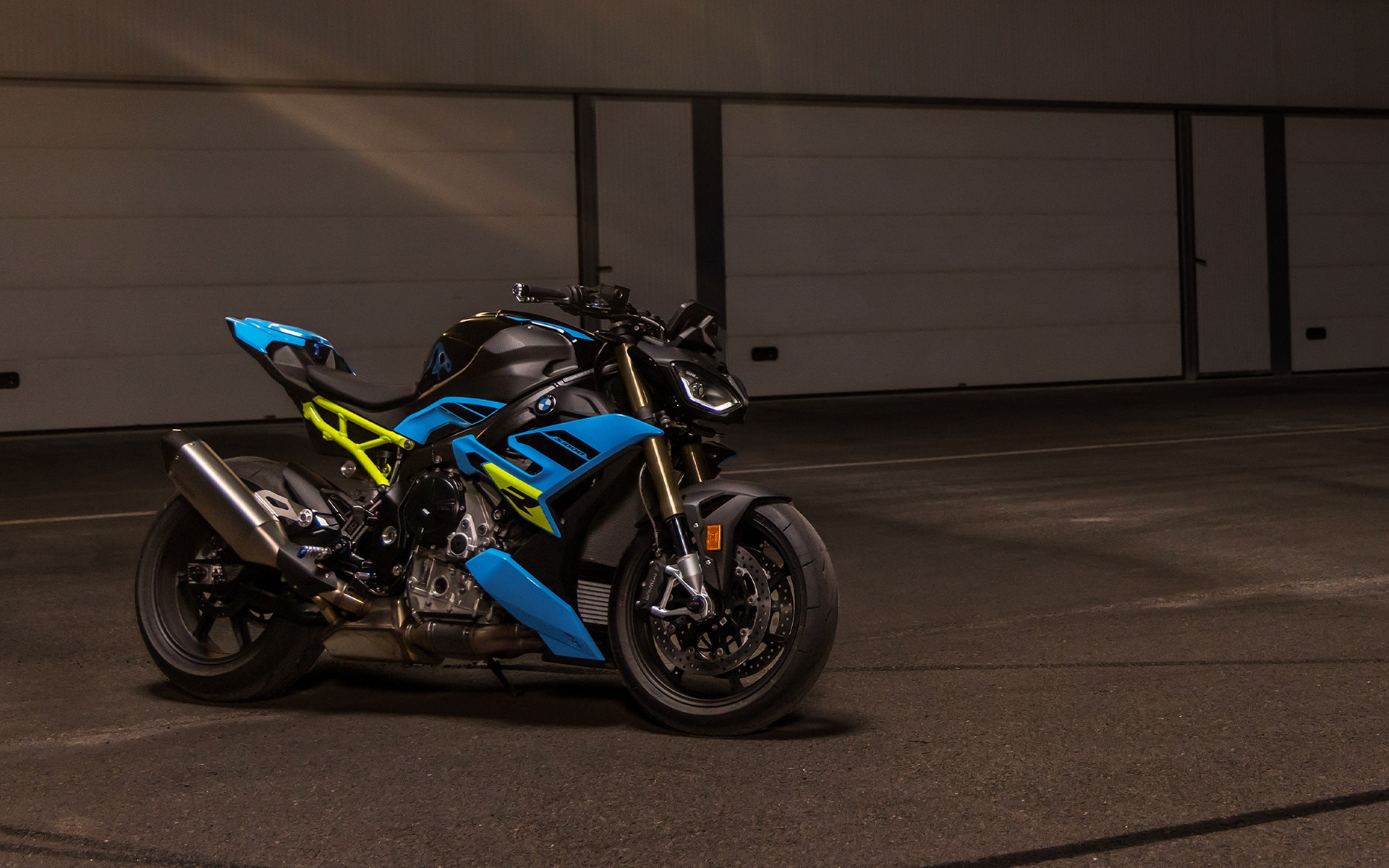 Мотоцикл Бмв S1000R